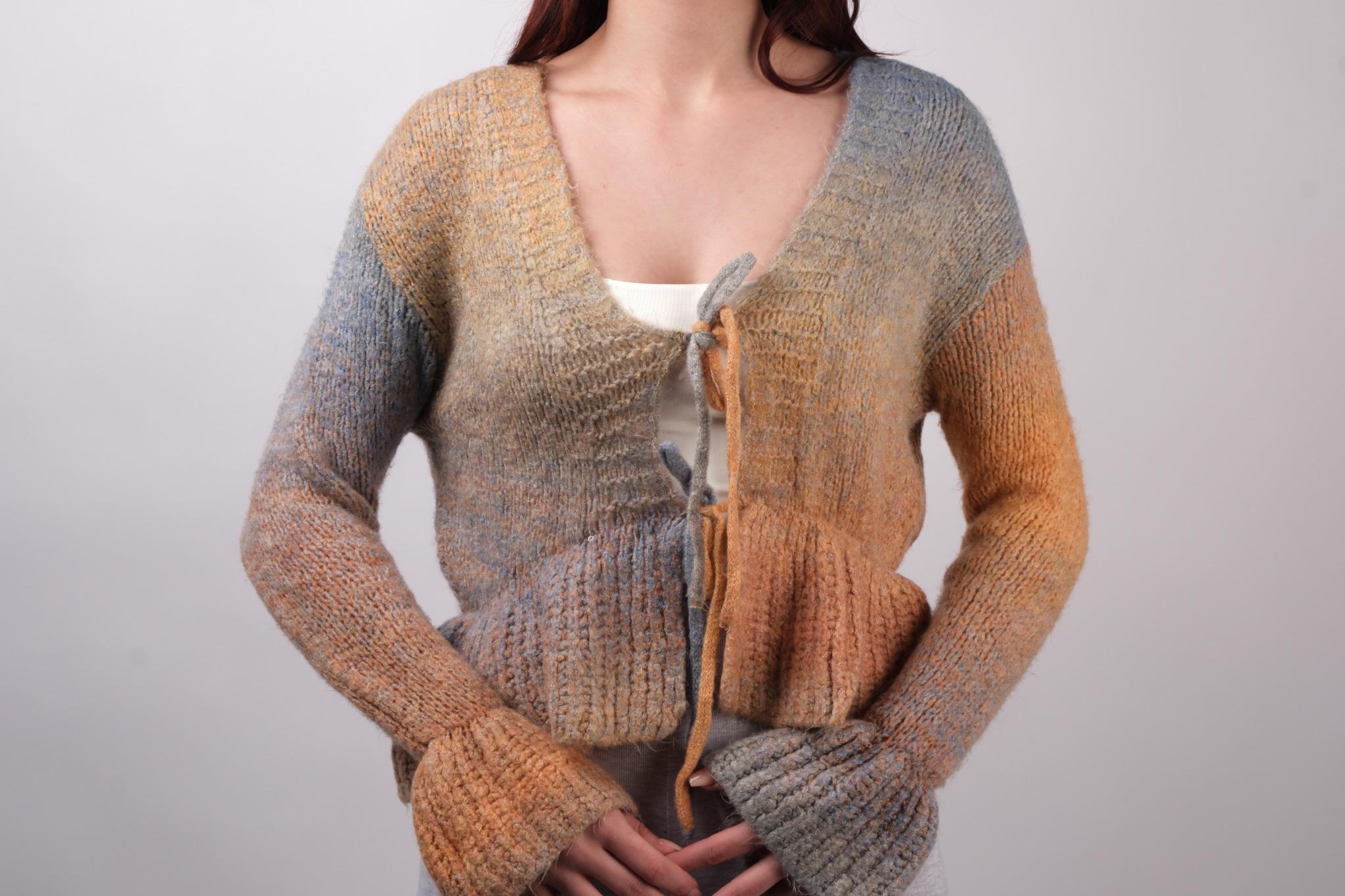 Açık Renkli Triko Hırka - Görsel 2